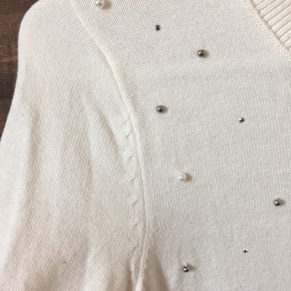 New York & Co size sm 3/4 sleeve sweater - Picture 2 of 5